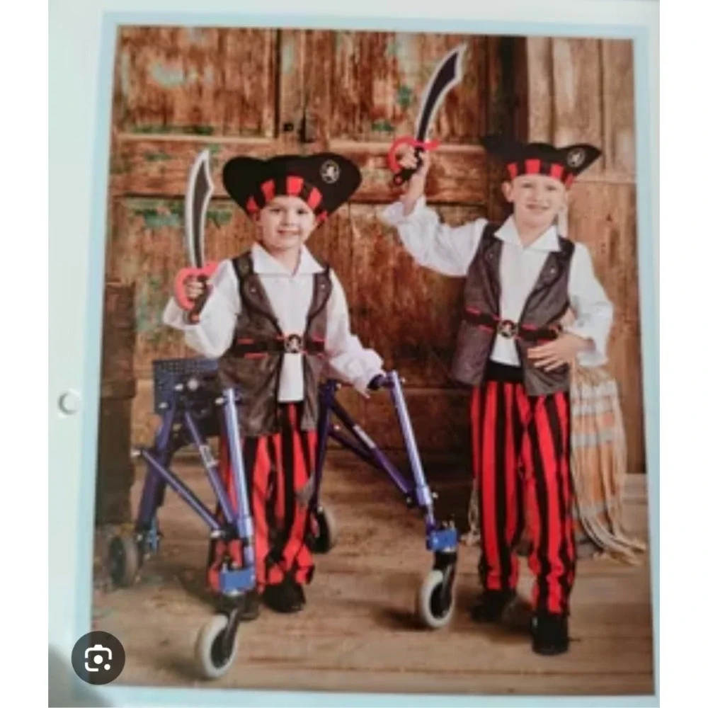Kids Pirate Costume Set Striped Pants Vest Shirt‎ Hat Sword Also Adaptive